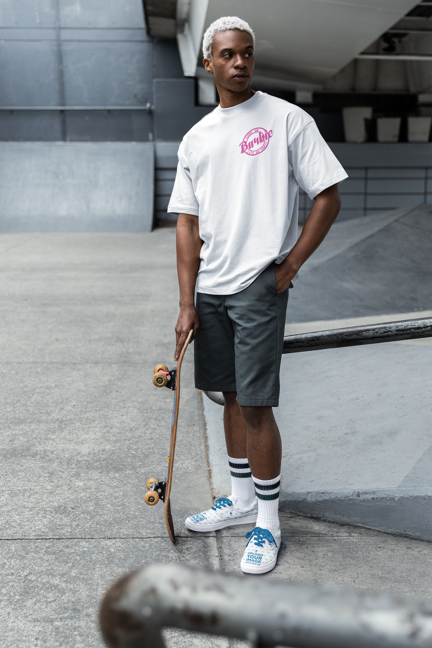 Unisex Oversized T-Shirt „Come on Barbie“ aus 100 % Baumwolle | Front-Print Statement Shirt | seianders.de