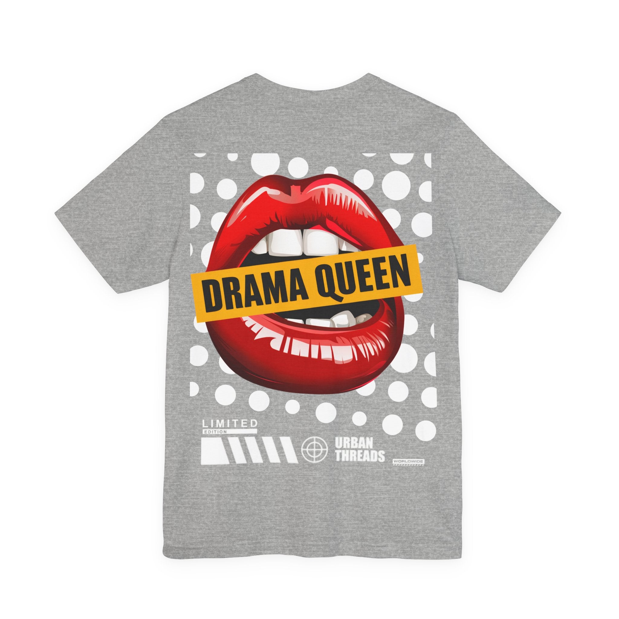 Unisex Jersey T-Shirt „DRAMA QUEEN“ – Stylisches Kurzarmshirt mit auffälligem Rückenprint