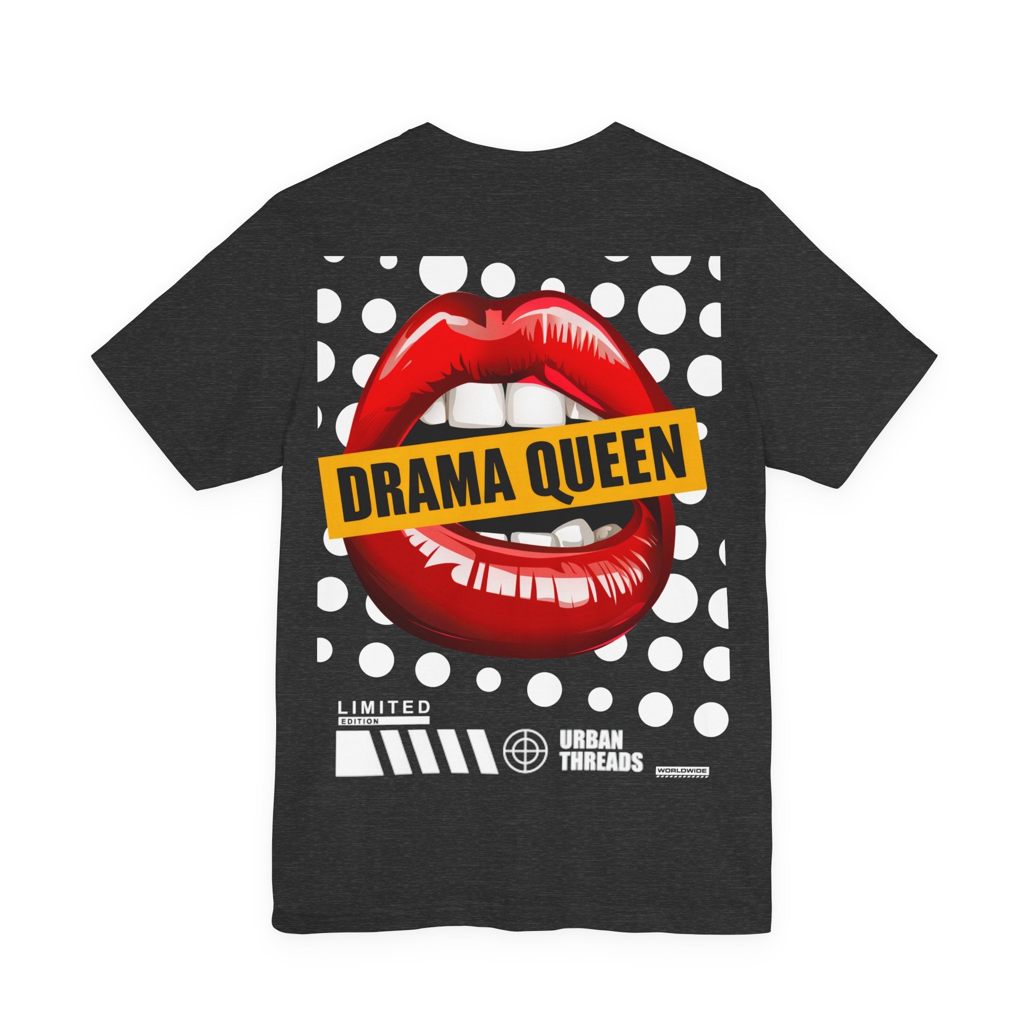 Unisex Jersey T-Shirt „DRAMA QUEEN“ – Stylisches Kurzarmshirt mit auffälligem Rückenprint