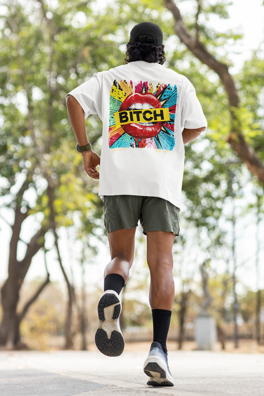 Unisex Oversized T-Shirt „Bitch“ mit provozierendem Pop Art Print | 100 % Baumwolle Statement Shirt | seianders.de