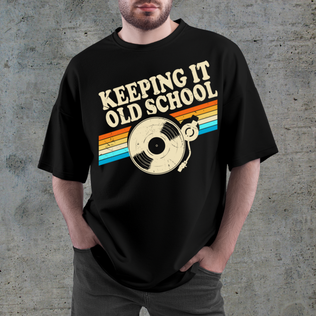 OVERSIZED BOX SHIRT STATEMENT – KEEPING IT OLD SCHOOL | UNISEX T-SHIRT MIT PRINT
